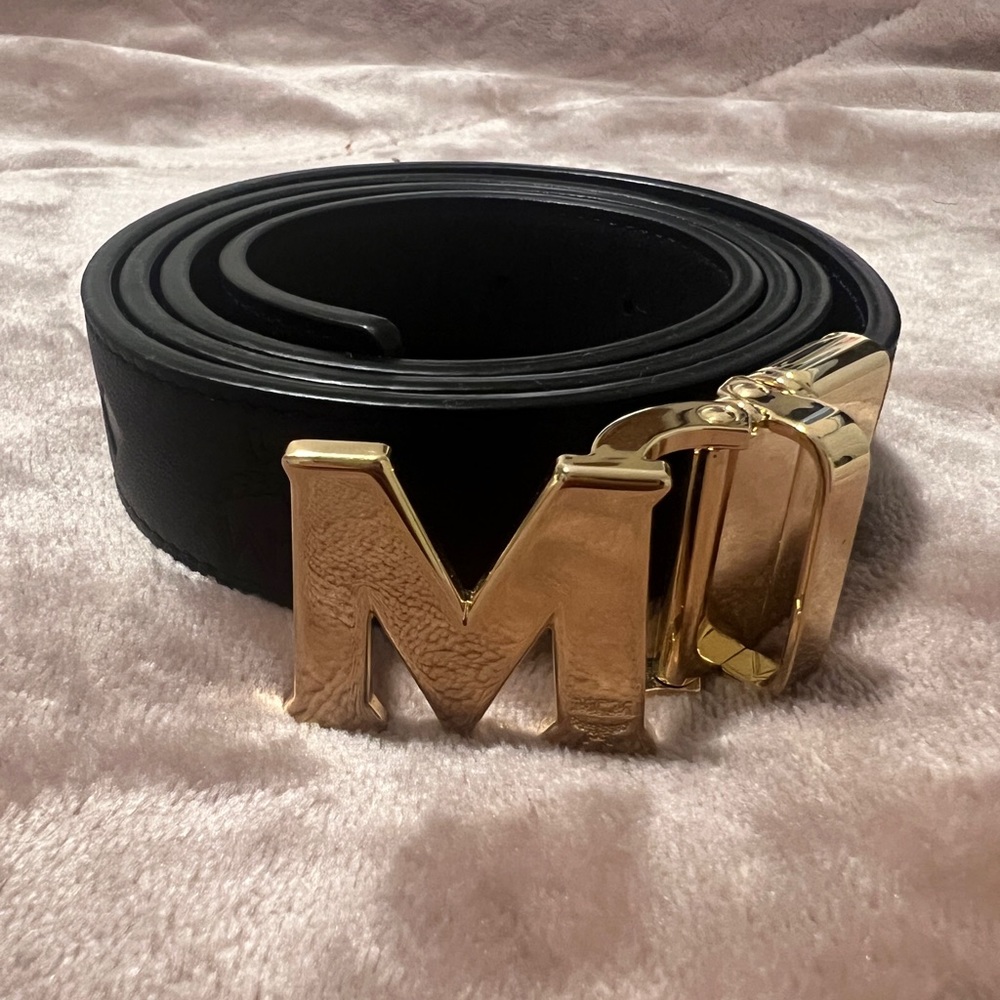 Women’s MCM belt